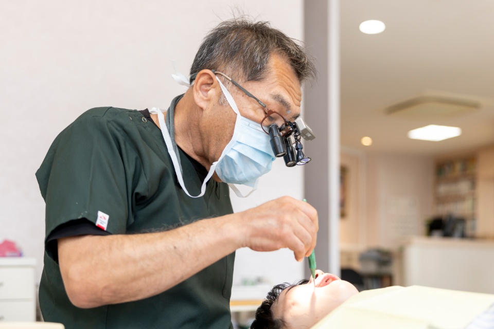 入れ歯（義歯）の相談で多いお悩みと、治療の進め方について教えてください。